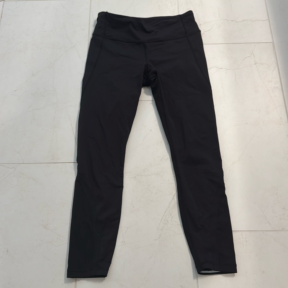 Lightly worn lulu lemon running tights